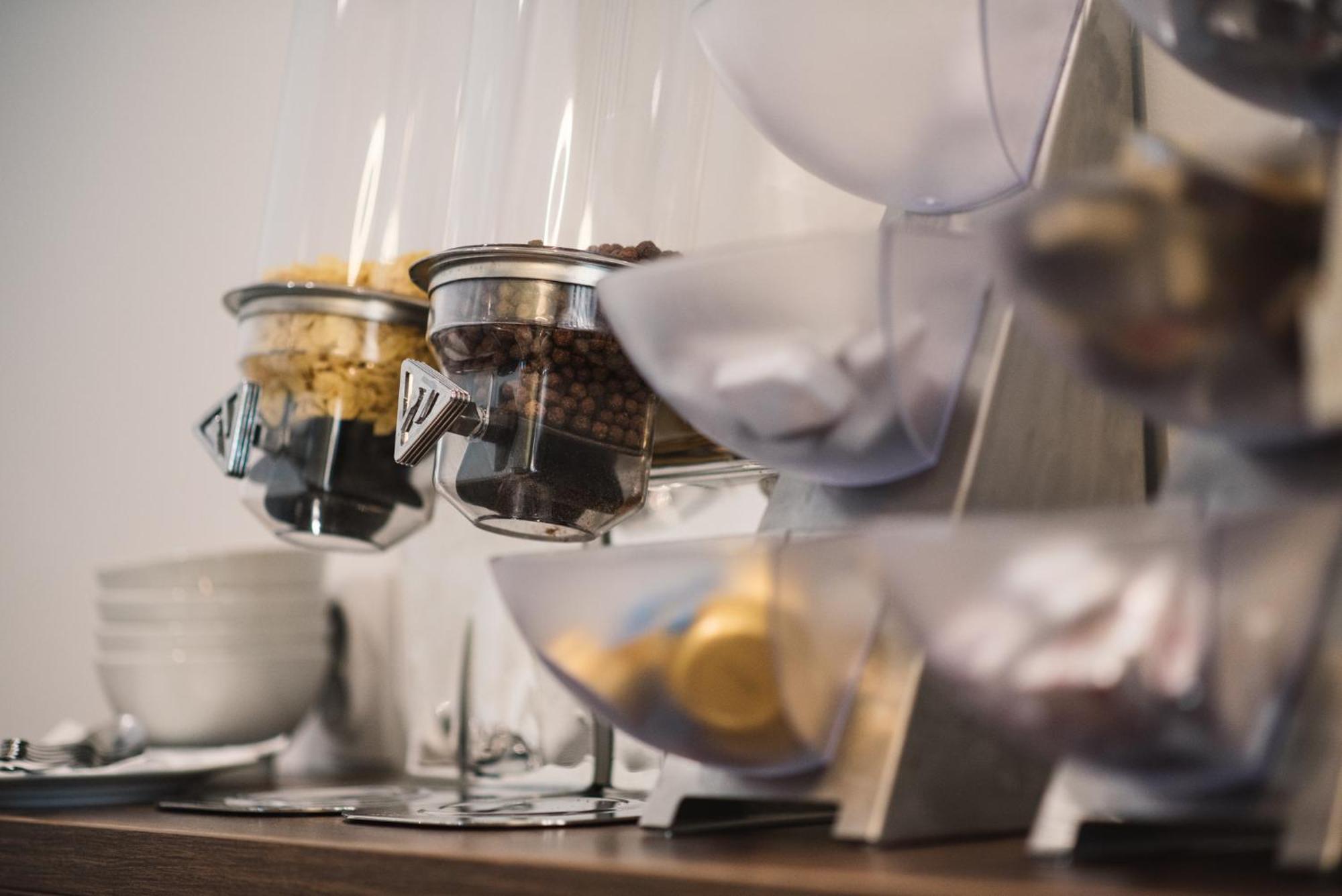Boutique Hotel "Salina" Улцинь Екстер'єр фото
