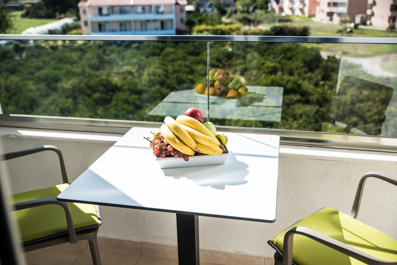 Boutique Hotel "Salina" Улцинь Екстер'єр фото